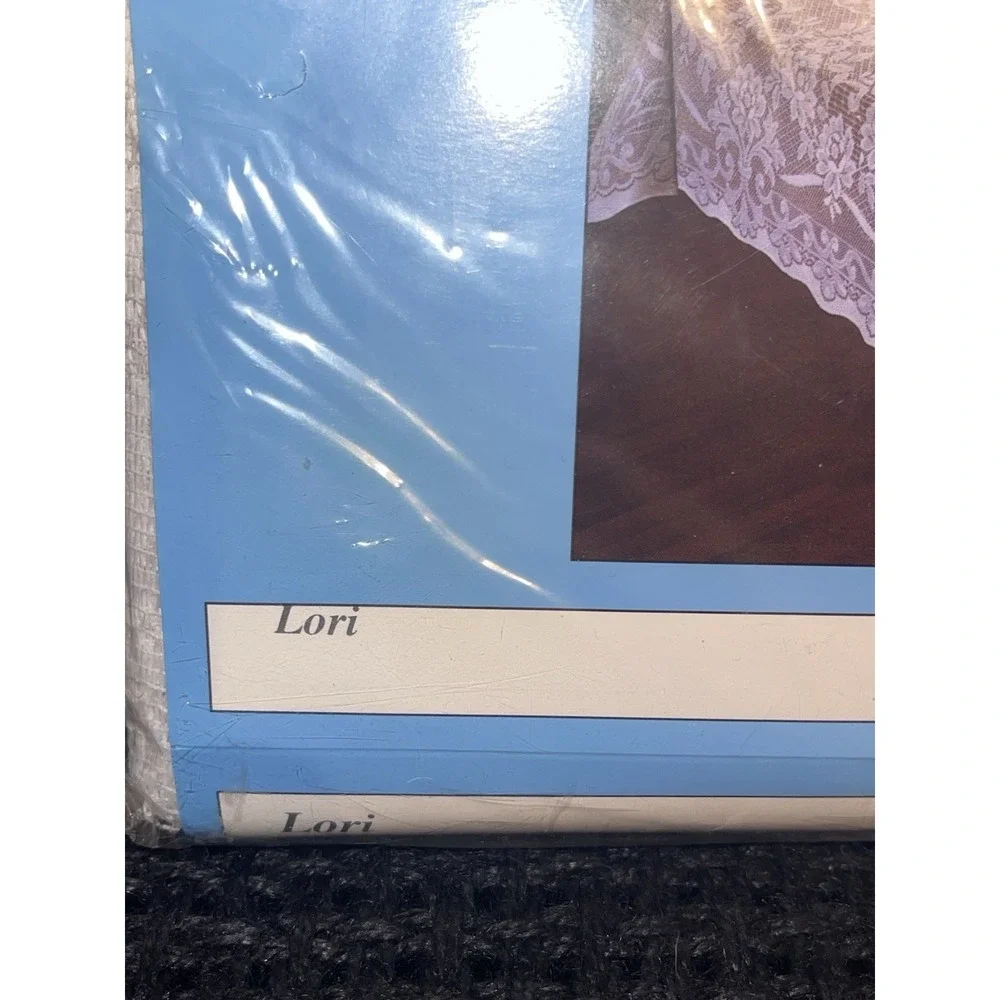Quaker Lace new package
